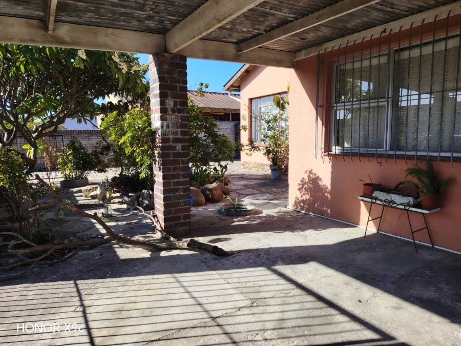 3 Bedroom Property for Sale in Rosedale Western Cape